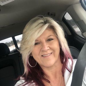 Meet your Posher, Lori